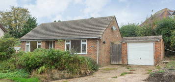 2 bedroom detached house