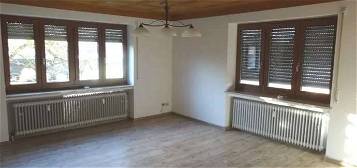 EG-Wohnung mit Balkon in Schönthal sucht neuen Mieter