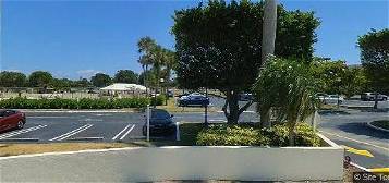 1900 Consulate Pl APT 404, West Palm Beach, FL 33401