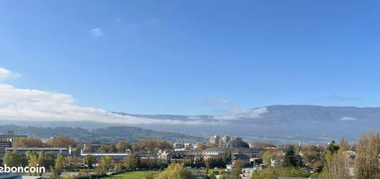 Magnifique Appartement T4 en Attique - Dernier Étage avec Vue Panoramique sur Chambéry