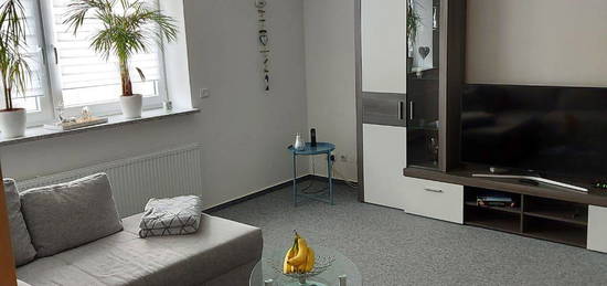 Holzminden, schöne, helle 2-ZKB Wohnung, 40 m², mit Garage