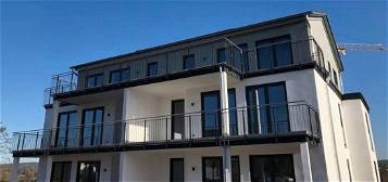 Erstbezug mit Balkon und EBK: 3,5 Zimmer-Wohnung in Eichenzell