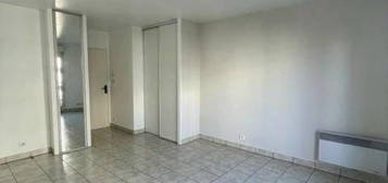 Location appartement 1 pièce 25 m²