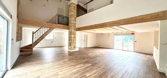 Maison 6 pièces 180 m²