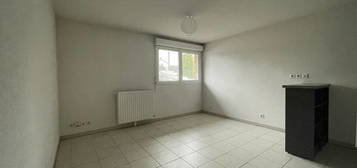 Location appartement 1 pièce 28 m²