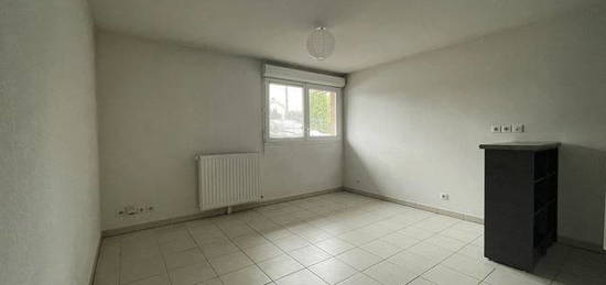 Location appartement 1 pièce 28 m²