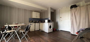 Location appartement 1 pièce 28 m²