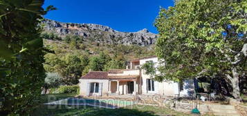 Villa  à vendre, 7 pièces, 4 chambres, 170 m²