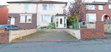 3 bed semi-detached house for sale