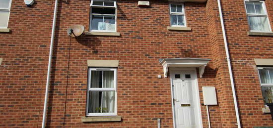 4 bedroom terraced house