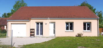 Maison de plain-pied  à vendre, 5 pièces, 3 chambres, 86 m²