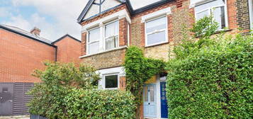 Maisonette for sale in St. Johns Road, Isleworth TW7