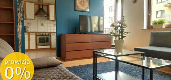 Apartamentowiec, morze, M post w hali, Przymorze