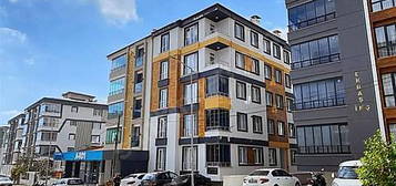 YENİMAHALLE HAFIZ MUSTAFA CAD. CADDE PARK APT. KİRALIK 2+1 DAİRE