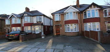 3 bedroom semi-detached house