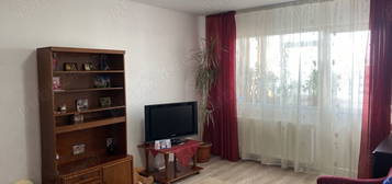 Agentia imobiliara VIGAFON vinde apartament 3 camere Vest