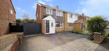 Semi-detached house to rent in Bosmore Road, Luton, Bedfordshire LU3