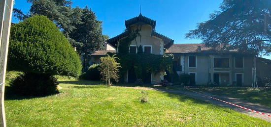 Grande maison bourgeoise à rénover Bord de loire