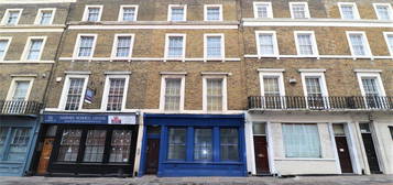 Flat to rent in Harmer Street, Gravesend, Kent DA12