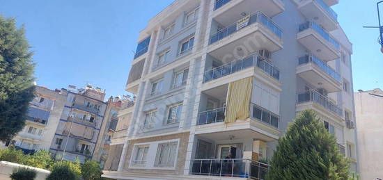 MEŞRUTİYET MAHALLESİNDE SATILIK PARK MANZARALI 3+1 ARAKAT DAİRE