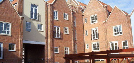 Flat to rent in Turret Lane, Ipswich IP4