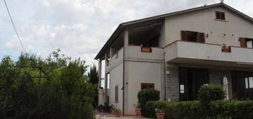 Villa in vendita in  Montepulciano Est