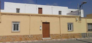 Casa en Adra