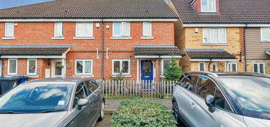 Property for sale in Buttercup Close, Northolt UB5