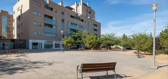 Piso en venta en Campus de la Salud