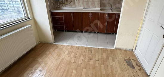 YALÇINAY EMLAKTAN ÇİFTEHAVUZLAR MAH.DE 80m² 2+1 KİRALIK DAİRE