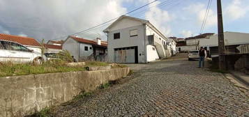 Andar de Moradia T2 em Quinchães, Fafe