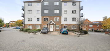 Flat for sale in Eden Road, Dunton Green, Sevenoaks, Kent TN14