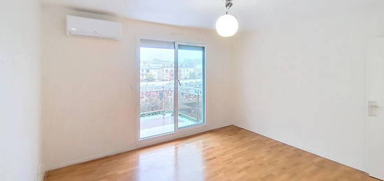 Studio  à vendre, 1 pièce, 23 m², Étage 2/2