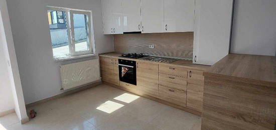 Apartament 3 camere, 2 bai Duplex Rediu