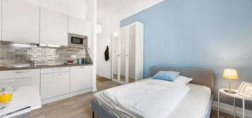 Schönes und voll möbliertes Studio Apartment in Berlin