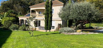 Maison  à vendre, 5 pièces, 3 chambres, 154 m²