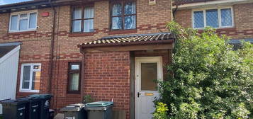 Maisonette for sale in Farley Road, Gravesend DA12