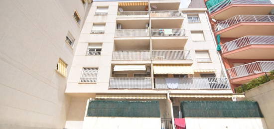 Piso en venta en Avenida Mossen Jaume Soler  en  Platja Calafell, 23, Calafell Platja