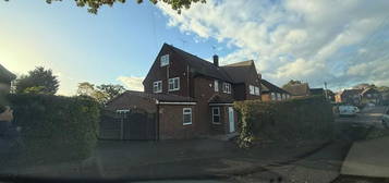 3 bedroom detached house to rent