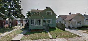 717 S A St, Elwood, IN 46036
