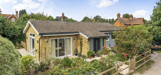 Bungalow for sale in The Street, Mortimer, Reading, Berkshire RG7