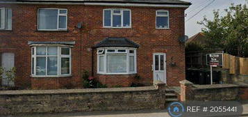 3 bedroom semi-detached house