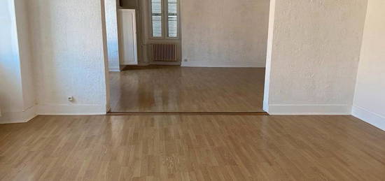 A louer appartement varzy