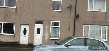 2 bedroom terraced house