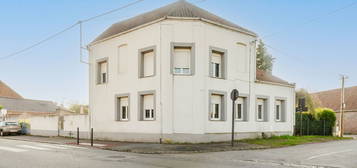 Maison 2 étages  à vendre, 6 pièces, 4 chambres, 190 m²