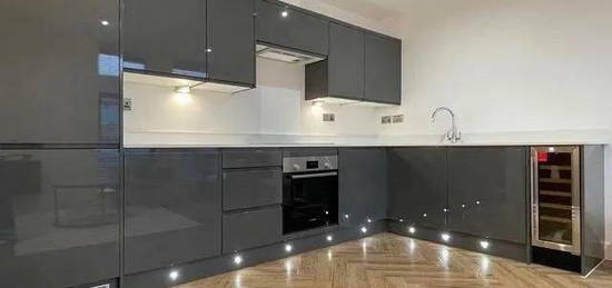 2 bed flat to rent