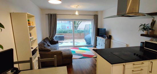 2 bed flat to rent