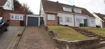 3 bed semi-detached house to rent