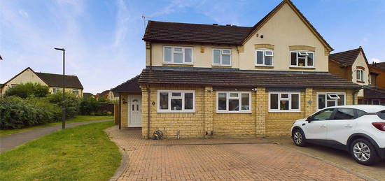 3 bed semi-detached house for sale