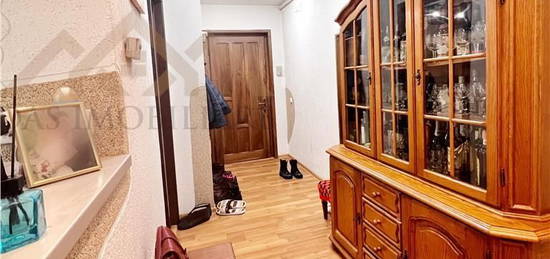 Apartament 2 camere decomandat, etaj 1 , str. Nicolae Iorga